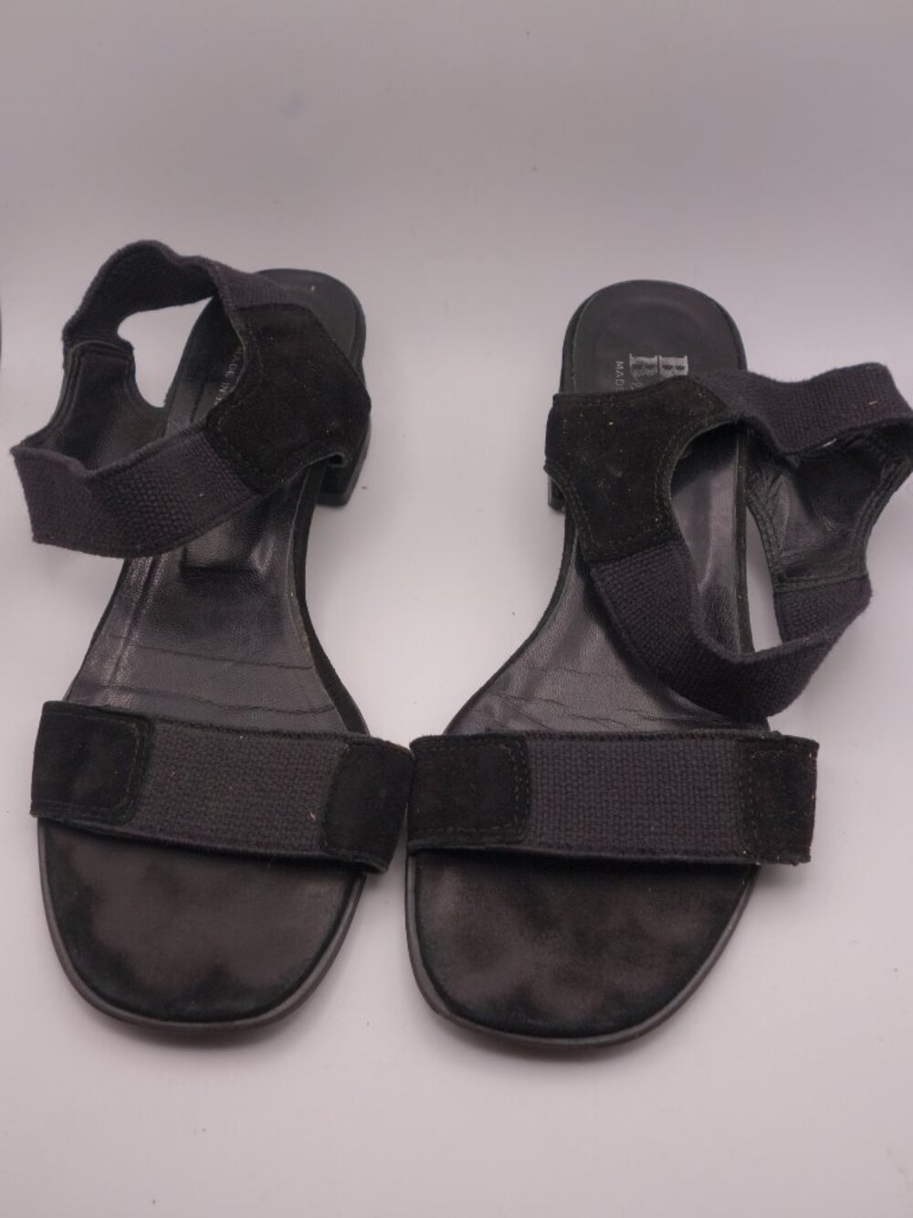 Bravo Browns Black Suede Elastic Block Heel Sandals Made in Italy Size 35